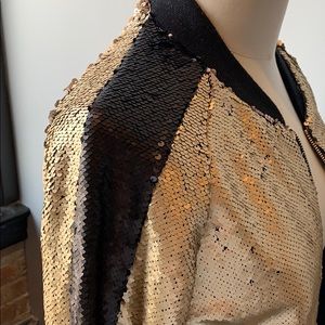 NWOT Blank NYC Gold and Black Sequin Bomber Jkt 💣